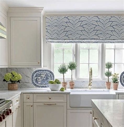 Inspiring Blue And White Kitchen Color Ideas 26 Homyhomee