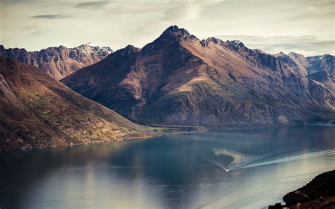 Lake Wakatipu Queenstown New Zealand Mountains River Boat