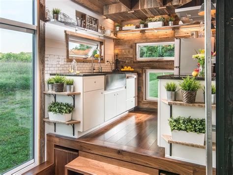 The tiny house movement is sweeping across the united states, and for good reason! This Looks Like a Trailer at First, But Step Inside? You ...