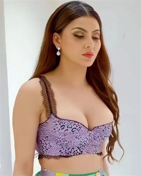 Pin On Urvashi Rautela