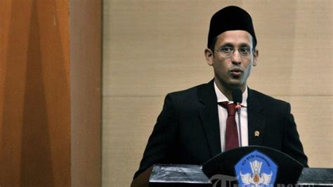 Sosokmulah yang mendominasi kenangan itu. Pidato Mendikbud Nadiem Makarim di Hari Guru Nasional 2020 ...