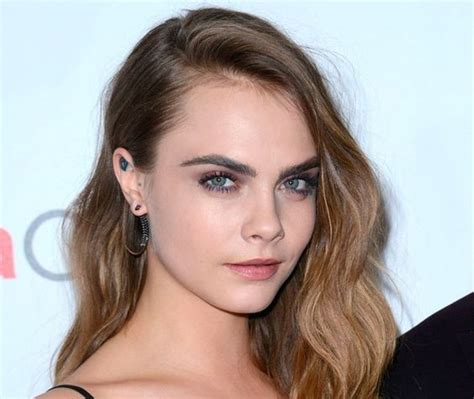 Cara Delevingne Workout Routine And Diet Plan 2023 Fabbon