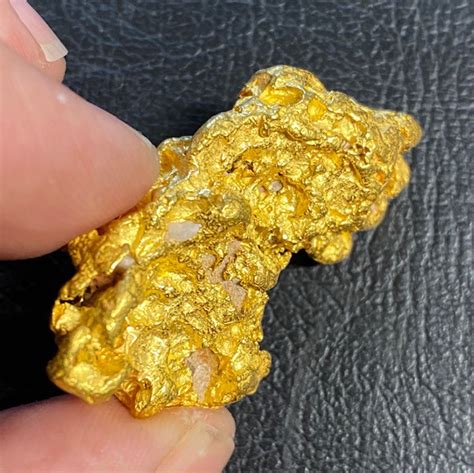 Huge Australian Gold Nugget 4787 Grams