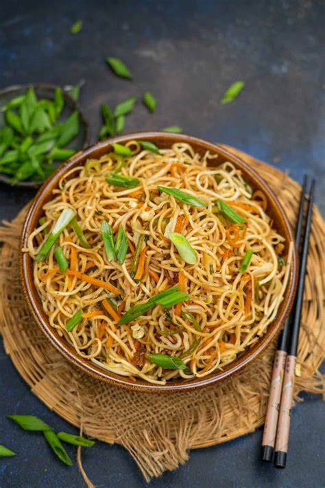 Indo Chinese Veg Hakka Noodles Recipe Video Whiskaffair