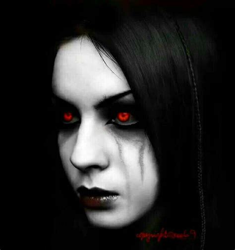Ooooh Glowing Red Eyes Gothic Vampire Vampire Girls Vampire Art Dark