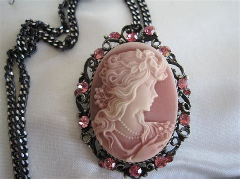 Pink Cameo Vintage Brooch Pendant Necklace