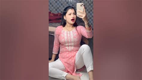Hot Desi Insta Aunty In Tight Salwar Kameez Full Masti Video Bhabhi Ka Mast Figure Shorts