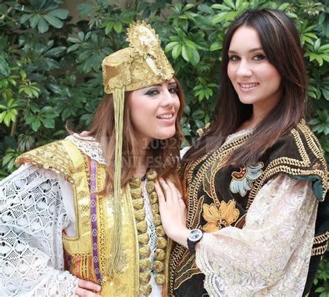Habit Traditionnel De Tunisie Tunisian Clothes Traditional Dresses