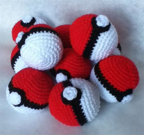 Here are several easy ways to make a hacky sack out of household materials or basic craft supplies. Crochet Pokeball Hacky Sack | Pinterest | Ea, Sacks and Etsy
