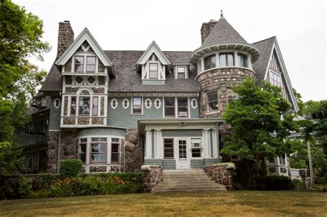 10 Beautiful Historic Homes In Ypsilanti Victorian Homes Historic