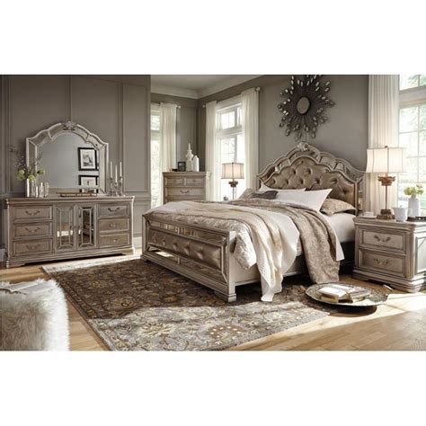 Zanbury king panel bed w/dresser & mirror. B720-58 Ashley Furniture King/california King Upholstered Bed