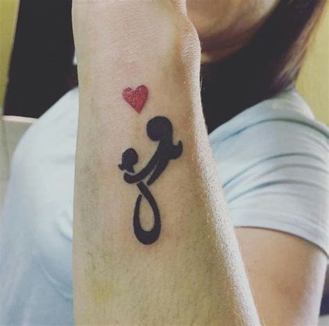 14 Hermosos Tatuajes Para Madre E Hija En 2020 Tatuaje Madre E Hija