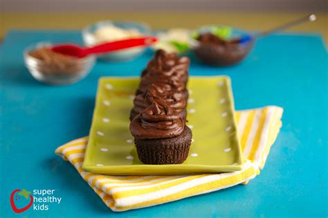 I didn't use the choco chips but the cake was beautiful. Vegan Gluten Free Cupcake Recipe | Healthy Ideas for Kids