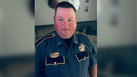 Livingston Sheriffs Deputy 40 Dies From Covid