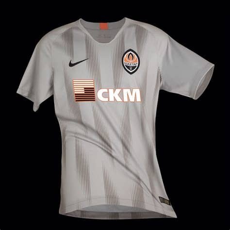 Miners club of donetsk and donbas. Shakhtar Donetsk uitshirt 2018-2019 - Voetbalshirts.com