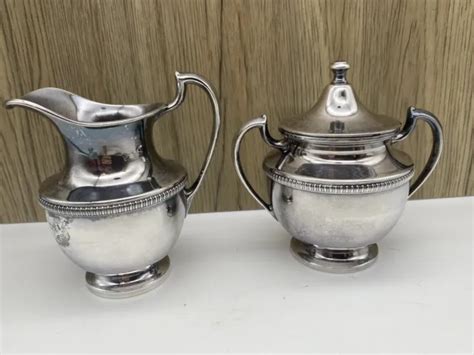 Crescent Silver Mfg Co Spns Silver Plated 55 Creamer And Sugar Bowl