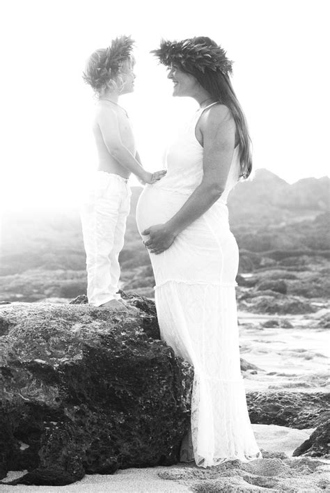 LiquidLightImages Hawaii Photographer Maternity Photography