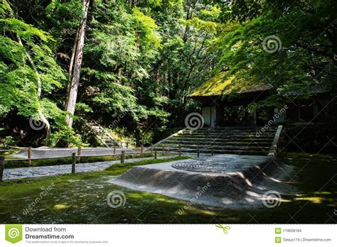 Hounen In Temple Of Fresh Verdure Kyoto Japan Stock Photo Image Of