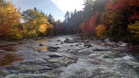 Rocky Gorge in White Mountain National Forest New Hampshire 4K wallpaper