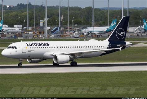 Airbus A320 214 Lufthansa Aviation Photo 5009045