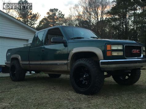 1995 Gmc Sierra 1500 With 20x12 44 Fuel Octane And 35125r20 Fury