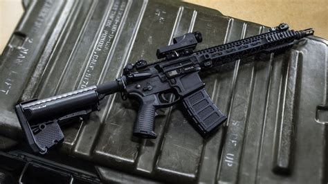 What is an airsoft gun? How to buy a Realistic Imitation Firearm for Airsoft?