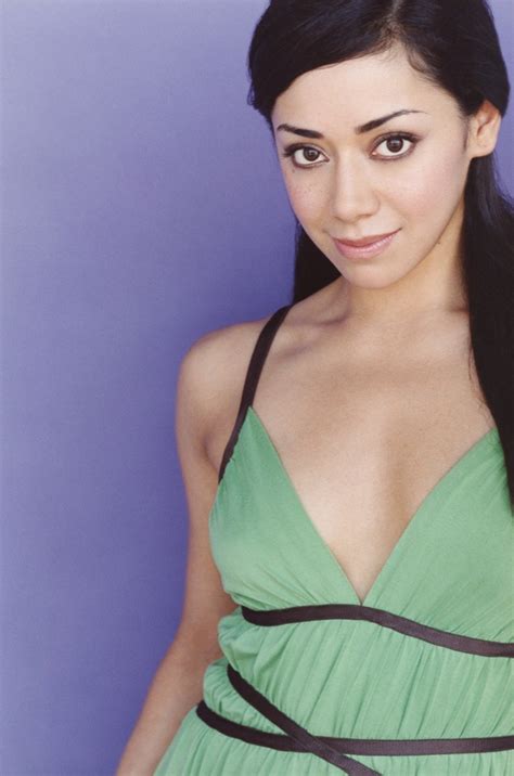 She is mostly and famously known for playing the role of veronica palmero in the famous abc sitcom named, george lopez. Aimee Garcia ~ Fashion And Styles