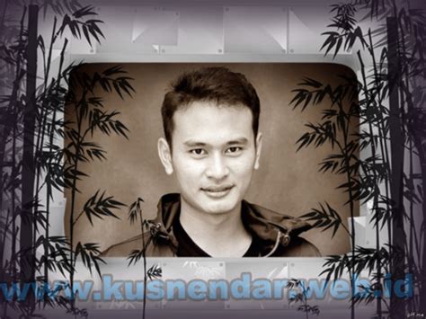 Berbagai bentuk bingkai foto terbaru juga banyak tersedia di internet yang bisa kita akses secara online. Tutorial Cara Membuat Bingkai Foto Online + Lengkap ...