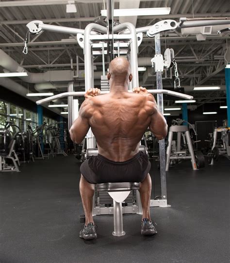 Lat Pull Down Exercise Variations For A Wider Back
