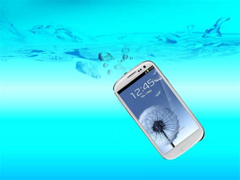 Immediately cut the power by removing the battery. DRY-ALL: Wet Samsung Galaxy 3S