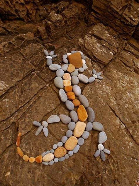 25 River Rock Garden Ideas for Beautiful DIY Designs
