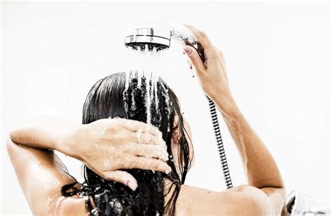5 amazing benefits of rinsing hair with cold water hairstylecamp