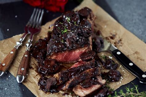 Heat the grill, remove the meat from the marinade, season both sides with salt and pepper to taste. Cast Iron Ribeye Steak with Red Wine Mushroom Sauce ...