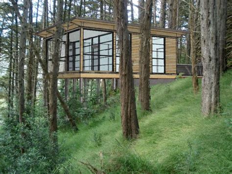 Maybe you would like to learn more about one of these? Iris Inn Bed & Breakfast and Cabins