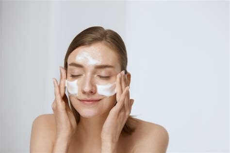 Care For Your Skin At Home With These 3 Big Tips