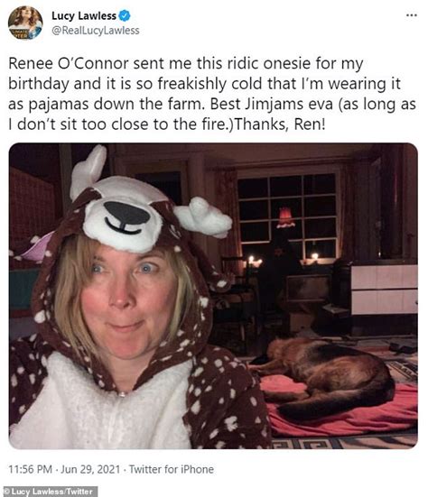 Lucy Lawless 53 Shares Rare Selfie And Confirms Shes Still Close To