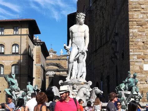 Obiective Turistice Pe Care Trebuie Sa Le Vizitezi Cand Ajungi In FLORENTA Si PISA Italia