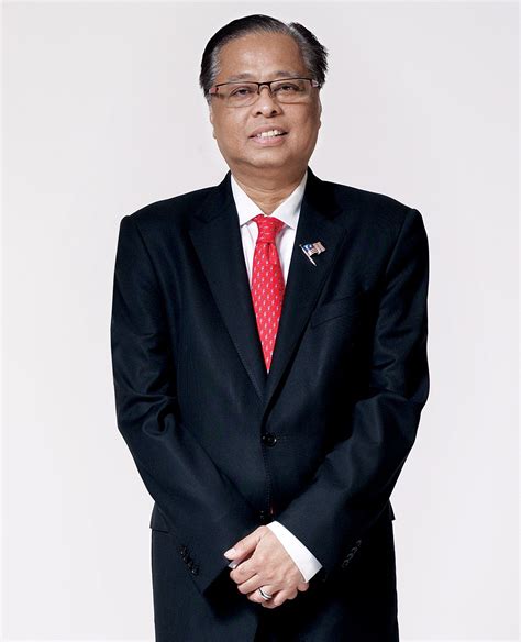 He is such a friendly person. Ismail Sabri Yaakob - Wikipedia