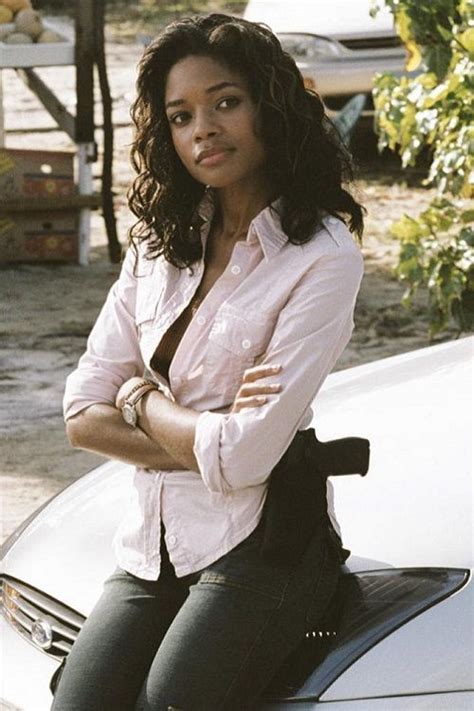 Naomie Harris As Sophie In The Movie After The Sunset Bond