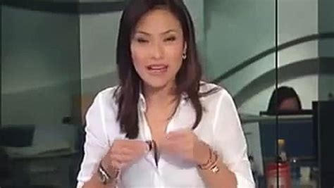 Nbc news today studio 1a behind the scenes tour. Channel News Asia Presenter Glenda Chong On The Mic Wire ...