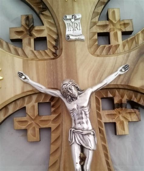Olive Wood Jerusalem Cross Crucifix With 4 Vials 10 25cm