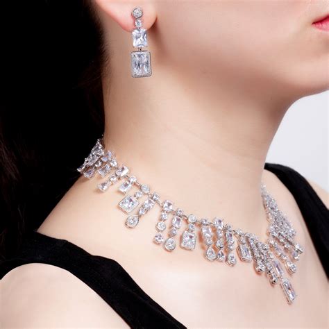 Most Popular Cubic Zirconia Luxury Necklace And Earring Set