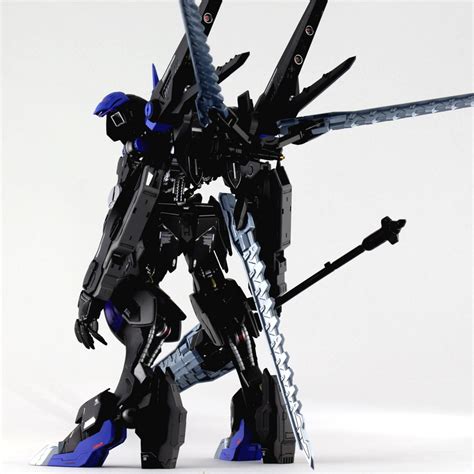 Custom Build Fm 1100 Gundam Barbatos Lupus Rex Black And White