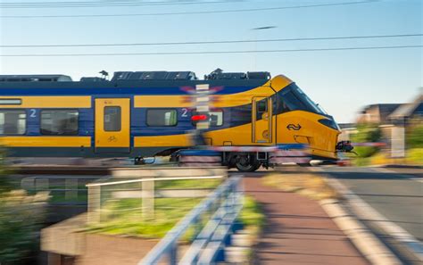 Nieuwe Intercity Direct Trein Vervoert Eerste Reizigers Naar Schiphol
