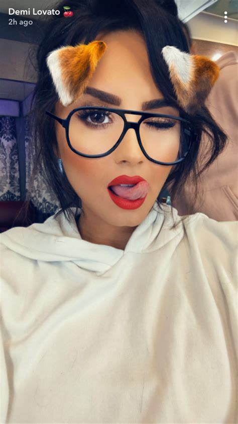 Demi Lovato Rocks Sexy Pin Up Style Look On Snapchat Entertainment
