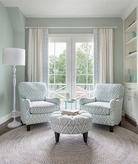 20 Beautiful Sitting Chairs For Bedroom