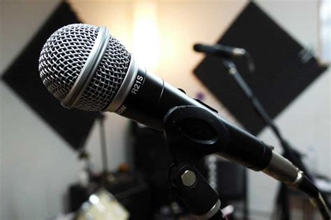 Using Dynamic Microphones For Recording Vocals Zzounds Music Blog