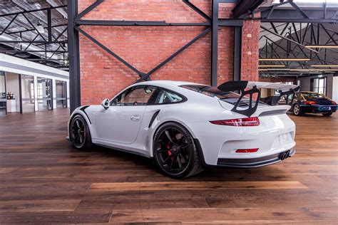 Porsche 911 Gt3rs Richmonds Classic And Prestige Cars Storage And