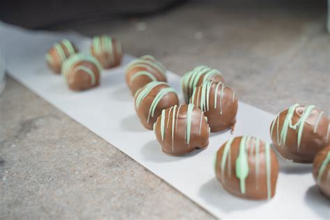 Chocolate Mint Fudge Balls Tremblay S Sweet Shop