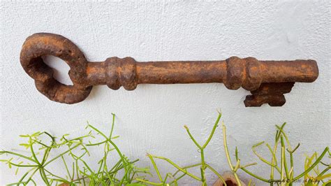 How To Make A Gigantic Rustic Key From Faux Metal The Easy Way A